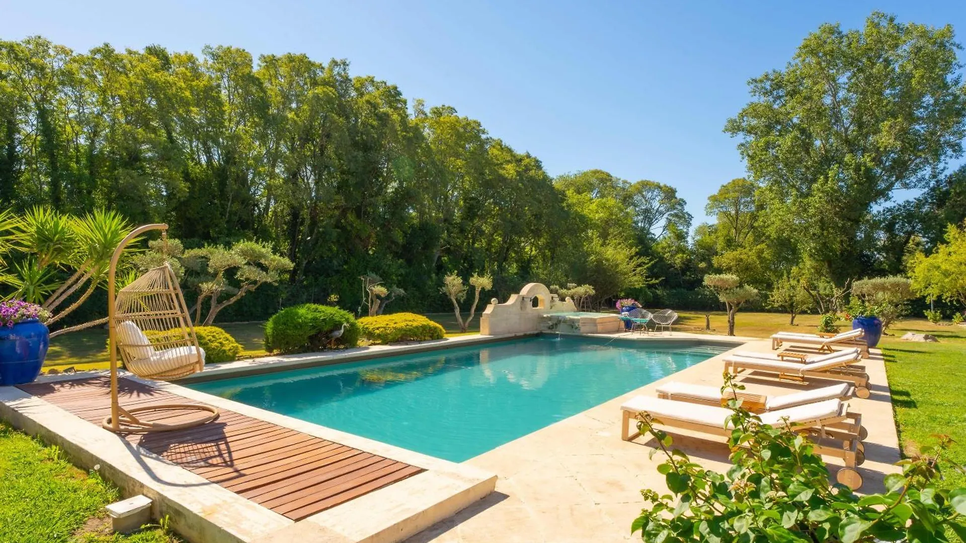 Gerendaház Le Mas Des Lys - Guest Houses Au Coeur De La Provence Dans Un Parc Paysage Avec Piscine, Sauna Et Boulodrome Grans Franciaország